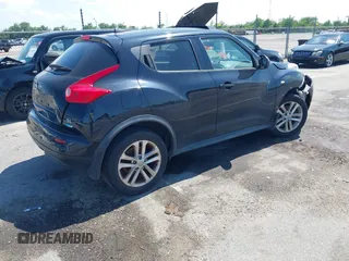 2014 Nissan Juke S with VIN JN8AF5MR0ET352658, listed as a IAAI auction lot 42235599 with 125,787 mi miles and . Bid and sale history available at DreamBid. Image 4.