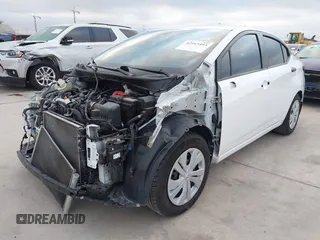 2022 Nissan Versa S z VIN 3N1CN8DV2NL821813, wystawiony jako IAAI lot #42163493 z przebiegiem 88 645 mil mil oraz . Historia ofert i sprzedaży dostępna na DreamBid. Obrazek 2.