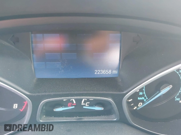 2014 Ford Escape SE with VIN 1FMCU9GX0EUC38743, listed as a IAAI auction lot 42258938 with 223,658 mi miles and . Bid and sale history available at DreamBid. Image 14.
