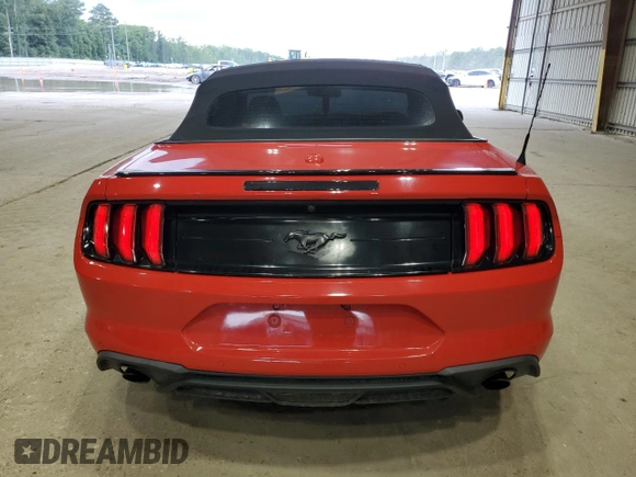 2020 Ford Mustang EcoBoost z VIN 1FATP8UH6L5125878, wystawiony jako Copart lot #60897975 z przebiegiem 70 475 mil mil oraz Szkoda całkowita • Salvage title. Historia ofert i sprzedaży dostępna na DreamBid. Obrazek 6.