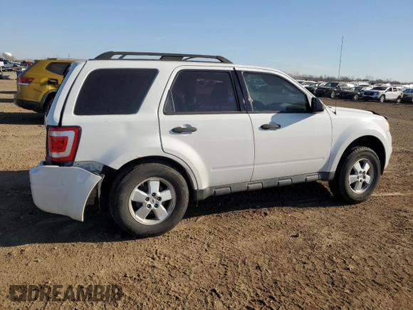 2009 Ford Escape XLS with VIN 1FMCU92729KD10213, listed as a Copart auction lot 48704425 with 114,219 mi miles and Salvage title. Bid and sale history available at DreamBid. Image 3.