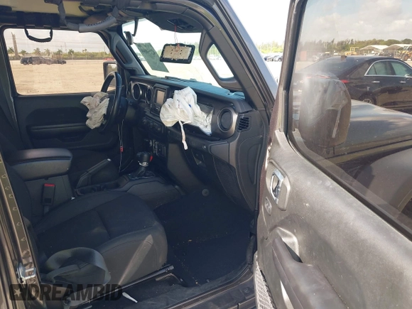 2019 Jeep Wrangler Unlimited Sport S z VIN 1C4HJXDN9KW636592, wystawiony jako IAAI lot #42159099 z przebiegiem 82 580 mil mil oraz . Historia ofert i sprzedaży dostępna na DreamBid. Obrazek 5.