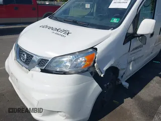 2020 Nissan NV200 SV с VIN 3N6CM0KN9LK701981, выставлен на аукционе IAAI как лот 40386960 с пробегом 64 373 миль миль и . История ставок и продаж доступна на DreamBid. Изображение 6.