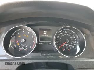 2021 Volkswagen Golf TSI с VIN 3VWG57AU2MM002231, выставлен на аукционе Copart как лот 48923534 с пробегом 69 602 миль миль и . История ставок и продаж доступна на DreamBid. Изображение 9.