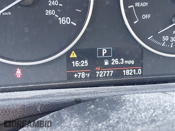 2015 BMW 3 Series 328i xDrive z VIN WBA3B5C52FF962217, wystawiony jako IAAI lot #42381116 z przebiegiem 72 777 mil mil oraz . Historia ofert i sprzedaży dostępna na DreamBid. Obrazek 16.