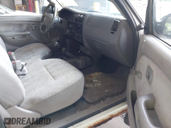 2001 Toyota Tacoma with VIN 5TEPM62N91Z841539, listed as a IAAI auction lot 42628562 with 445,105 mi miles and . Bid and sale history available at DreamBid. Image 5.