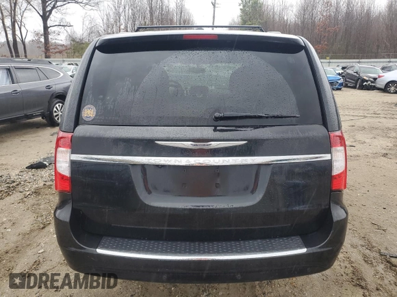 2013 Chrysler Town & Country Touring L with VIN 2C4RC1CGXDR781456, listed as a Copart auction lot 46633675 with 112,354 mi miles and Clean Title. Bid and sale history available at DreamBid. Image 6.