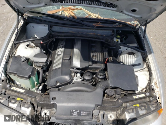 2001 BMW 3 Series 330Ci with VIN WBABS53441JU86514, listed as a Copart auction lot 59260014 with 123,862 mi miles and Salvage Title. Bid and sale history available at carsss.com. Image 13.