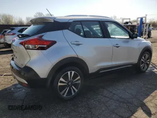 2020 Nissan Kicks SR with VIN 3N1CP5DV0LL527445, listed as a Copart auction lot 54215085 with 109,953 mi miles and Clean Title. Bid and sale history available at carsss.com. Image 3.