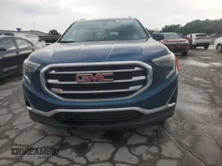 2020 GMC Terrain SLT z VIN 3GKALPEX5LL157089, wystawiony jako Copart lot #62841125 z przebiegiem 54 634 mil mil oraz Czysty tytuł • Clean title. Historia ofert i sprzedaży dostępna na DreamBid. Obrazek 5.