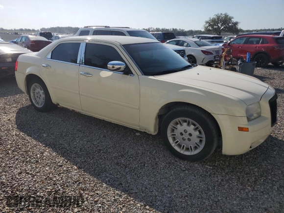 2005 Chrysler 300 with VIN 2C3JA43R75H539340, listed as a Copart auction lot 53801825 with 94,884 mi miles and Salvage Title. Bid and sale history available at carsss.com. Image 4.