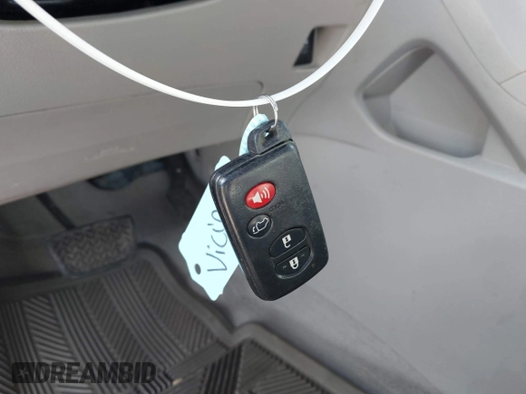 2010 Toyota Highlander Limited with VIN 5TDDK3EH3AS030488, listed as a IAAI auction lot 41695234 with 204,046 mi miles and . Bid and sale history available at DreamBid. Image 11.