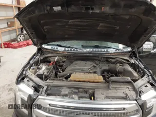2015 Ford F-150 XLT z VIN 1FTEW1EG1FFA70564, wystawiony jako IAAI lot #42592983 z przebiegiem Nie podano mil oraz . Historia ofert i sprzedaży dostępna na DreamBid. Obrazek 10.