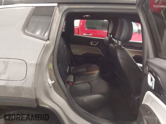 2023 Jeep Compass Limited с VIN 3C4NJDCN1PT524479, выставлен на аукционе IAAI как лот 41955772 с пробегом 40 125 миль миль и . История ставок и продаж доступна на DreamBid. Изображение 8.