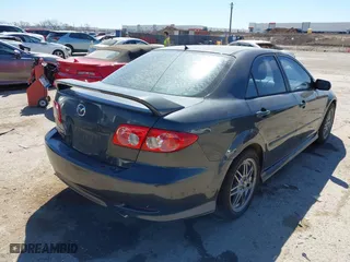 2004 Mazda Mazda6 s with VIN 1YVFP80D645N16762, listed as a IAAI auction lot 41854938 with 186,760 mi miles. Bid and sale history available at carsss.com. Image 4.