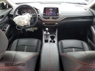2024 Nissan Altima SR z VIN 1N4BL4CV8RN433893, wystawiony jako Copart lot #52449445 z przebiegiem 15 642 mil mil oraz Nie do naprawy • Non repairable. Historia ofert i sprzedaży dostępna na DreamBid. Obrazek 8.