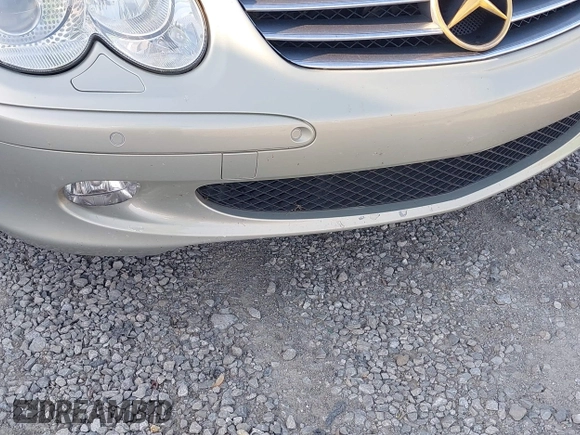2005 Mercedes-Benz SL with VIN WDBSK76F45F101178, listed as a IAAI auction lot 42016738 with 117,752 mi miles and . Bid and sale history available at DreamBid. Image 6.