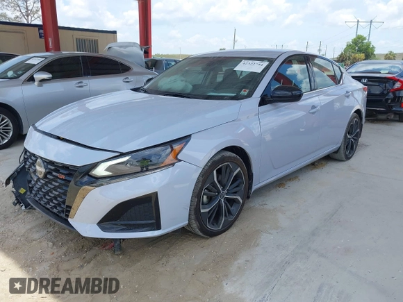 2024 Nissan Altima SR z VIN 1N4BL4CV2RN380575, wystawiony jako IAAI lot #42322744 z przebiegiem 10 763 mil mil oraz . Historia ofert i sprzedaży dostępna na DreamBid. Obrazek 17.