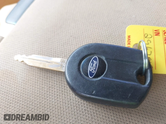 2011 Ford F-250 XL с VIN 1FT7W2BTXBEA84947, выставлен на аукционе IAAI как лот 42649903 с пробегом 392 272 миль миль и . История ставок и продаж доступна на DreamBid. Изображение 11.