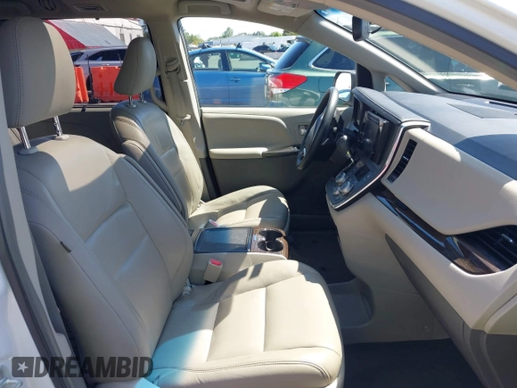 2017 Toyota Sienna XLE z VIN 5TDDZ3DC5HS162857, wystawiony jako IAAI lot #42054307 z przebiegiem 85 451 mil mil oraz . Historia ofert i sprzedaży dostępna na DreamBid. Obrazek 5.