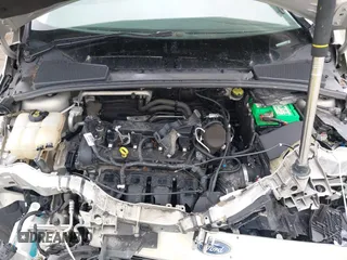2016 Ford Focus SE z VIN 1FADP3F28GL300925, wystawiony jako IAAI lot #42563251 z przebiegiem 93 247 mil mil oraz . Historia ofert i sprzedaży dostępna na DreamBid. Obrazek 10.