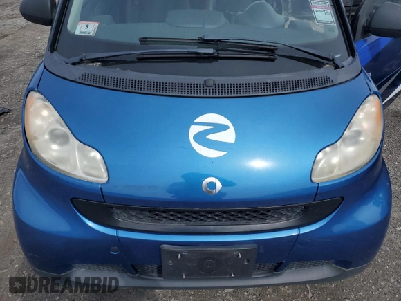 2008 Smart fortwo Pure z VIN WMEEJ31X38K136723, wystawiony jako Copart lot #49301765 z przebiegiem 63 431 mil mil oraz Czysty tytuł • Clean title. Historia ofert i sprzedaży dostępna na DreamBid. Obrazek 11.