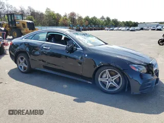 2019 Mercedes-Benz E-Class E 450 with VIN WDD1J6JB8KF078424, listed as a Copart auction lot 68095294 with 37,941 mi miles and Salvage Title. Bid and sale history available at carsss.com. Image 4.