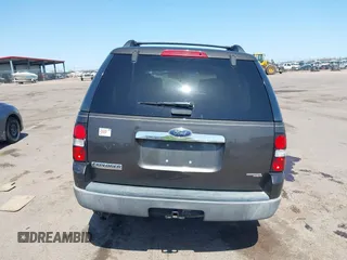 2006 Ford Explorer XLS z VIN 1FMEU62E86UA19804, wystawiony jako IAAI lot #42103063 z przebiegiem 150 466 mil mil oraz . Historia ofert i sprzedaży dostępna na DreamBid. Obrazek 17.