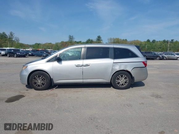 2011 Honda Odyssey EX с VIN 5FNRL5H48BB030855, выставлен на аукционе IAAI как лот 42241890 с пробегом 204 552 миль миль и . История ставок и продаж доступна на DreamBid. Изображение 14.