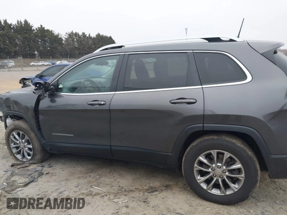 2019 Jeep Cherokee Latitude Plus with VIN 1C4PJMLB4KD323124, listed as a IAAI auction lot 41782873 with 81,929 mi miles and . Bid and sale history available at carsss.com. Image 15.