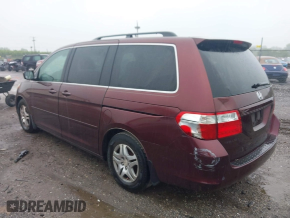 2007 Honda Odyssey EX-L z VIN 5FNRL38657B425749, wystawiony jako IAAI lot #42330245 z przebiegiem 191 093 mil mil oraz . Historia ofert i sprzedaży dostępna na DreamBid. Obrazek 3.