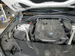 2019 BMW 6 Series 640i xDrive z VIN WBAJV6C56KBK08517, wystawiony jako Copart lot #67098525 z przebiegiem 49 536 mil mil oraz Szkoda całkowita • Salvage title. Historia ofert i sprzedaży dostępna na DreamBid. Obrazek 14.