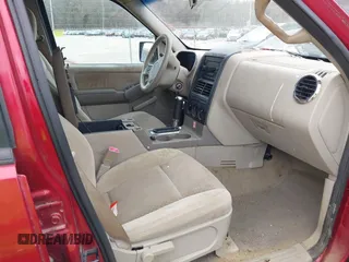 2006 Ford Explorer XLS with VIN 1FMEU62E26UA00830, listed as a IAAI auction lot 41524562 with 248,442 mi miles. Bid and sale history available at carsss.com. Image 5.