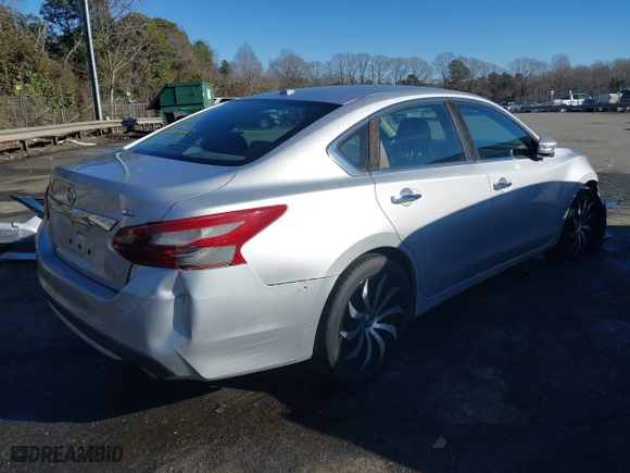2018 Nissan Altima 2.5 SL with VIN 1N4AL3APXJC213097, listed as a IAAI auction lot 41232640 with 155,969 mi miles. Bid and sale history available at carsss.com. Image 4.
