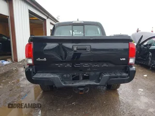 2018 Toyota Tacoma SR with VIN 3TMCZ5AN3JM184455, listed as a IAAI auction lot 41446859 with 44,187 mi miles and . Bid and sale history available at DreamBid. Image 6.