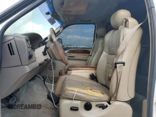 1999 Ford F-350 XL with VIN 1FTSW31FXXEA39333, listed as a Copart auction lot 42924055 with Not provided miles and Clean title. Bid and sale history available at DreamBid. Image 7.