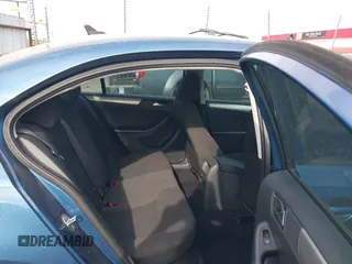 2015 Volkswagen Jetta Sedan 1.8T SE with VIN 3VWD17AJ0FM284070, listed as a IAAI auction lot 41853883 with 194,725 mi miles. Bid and sale history available at carsss.com. Image 8.