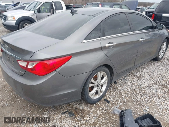 2013 Hyundai Sonata Limited with VIN 5NPEC4AC4DH540036, listed as a IAAI auction lot 41857117 with 273,532 mi miles and . Bid and sale history available at DreamBid. Image 4.