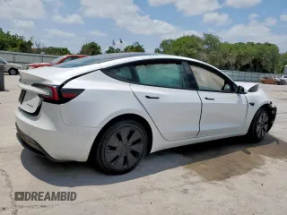 2025 Tesla Model 3 Long Range with VIN 5YJ3E1EB2SF882842, listed as a Copart auction lot 58424635 with 10,817 mi miles and Salvage title. Bid and sale history available at DreamBid. Image 3.