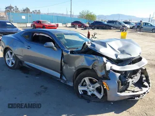 2020 Chevrolet Camaro 1LS z VIN 1G1FB1RX7L0102306, wystawiony jako IAAI lot #41861118 z przebiegiem Nie podano mil oraz . Historia ofert i sprzedaży dostępna na DreamBid. Obrazek 1.