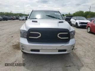 2016 Ram 1500 Lone Star z VIN 1C6RR7LT7GS112165, wystawiony jako Copart lot #56653495 z przebiegiem 116 287 mil mil oraz Czysty tytuł • Clean title. Historia ofert i sprzedaży dostępna na DreamBid. Obrazek 5.