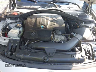 2015 BMW 4 Series 435i xDrive z VIN WBA3R5C51FK372061, wystawiony jako IAAI lot #42546096 z przebiegiem 163 692 mil mil oraz . Historia ofert i sprzedaży dostępna na DreamBid. Obrazek 10.