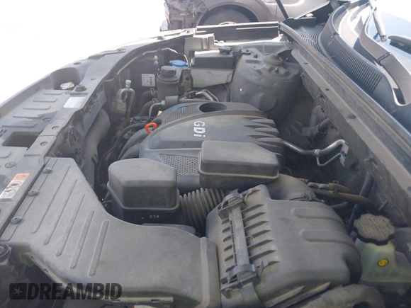 2013 Kia Sorento LX with VIN 5XYKTCA62DG422033, listed as a IAAI auction lot 42420920 with 88,708 mi miles and . Bid and sale history available at DreamBid. Image 10.