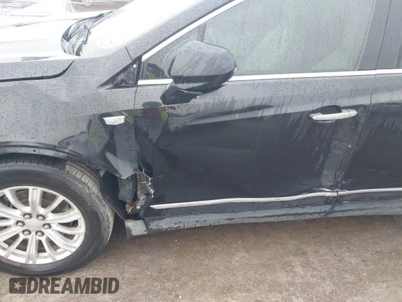 2017 Cadillac XT5 FWD with VIN 1GYKNARS0HZ317508, listed as a IAAI auction lot 40818768 with 132,598 mi miles. Bid and sale history available at carsss.com. Image 6.
