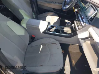 2019 Hyundai Sonata SE with VIN 5NPE24AF1KH752869, listed as a IAAI auction lot 41998391 with 107,913 mi miles and . Bid and sale history available at DreamBid. Image 5.