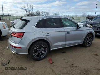 2020 Audi Q5 Premium Plus with VIN WA1E2AFY5L2046865, listed as a Copart auction lot 53377435 with 15,297 mi miles and Salvage title. Bid and sale history available at DreamBid. Image 3.