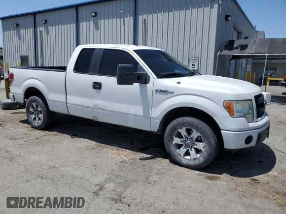 2013 Ford F-150 XL with VIN 1FTEX1CMXDFB04276, listed as a Copart auction lot 62396815 with 225,913 mi miles and Salvage title. Bid and sale history available at DreamBid. Image 4.