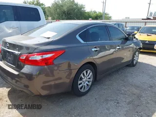 2016 Nissan Altima S z VIN 1N4AL3AP5GN304212, wystawiony jako IAAI lot #42268073 z przebiegiem Nie podano mil oraz . Historia ofert i sprzedaży dostępna na DreamBid. Obrazek 4.