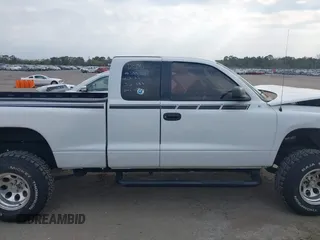 2002 Dodge Dakota Sport with VIN 1B7GL32X22S508401, listed as a IAAI auction lot 41591465 with 1 mi miles. Bid and sale history available at carsss.com. Image 13.