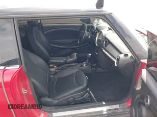 2013 MINI Hardtop with VIN WMWSU3C53DT681729, listed as a IAAI auction lot 42196391 with 128,197 mi miles and . Bid and sale history available at DreamBid. Image 5.